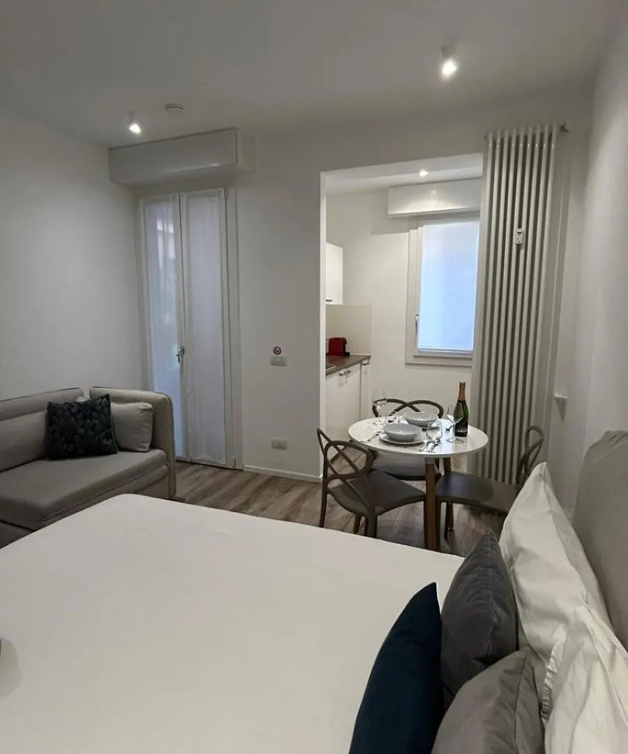 Milanofierapartments ミラノ