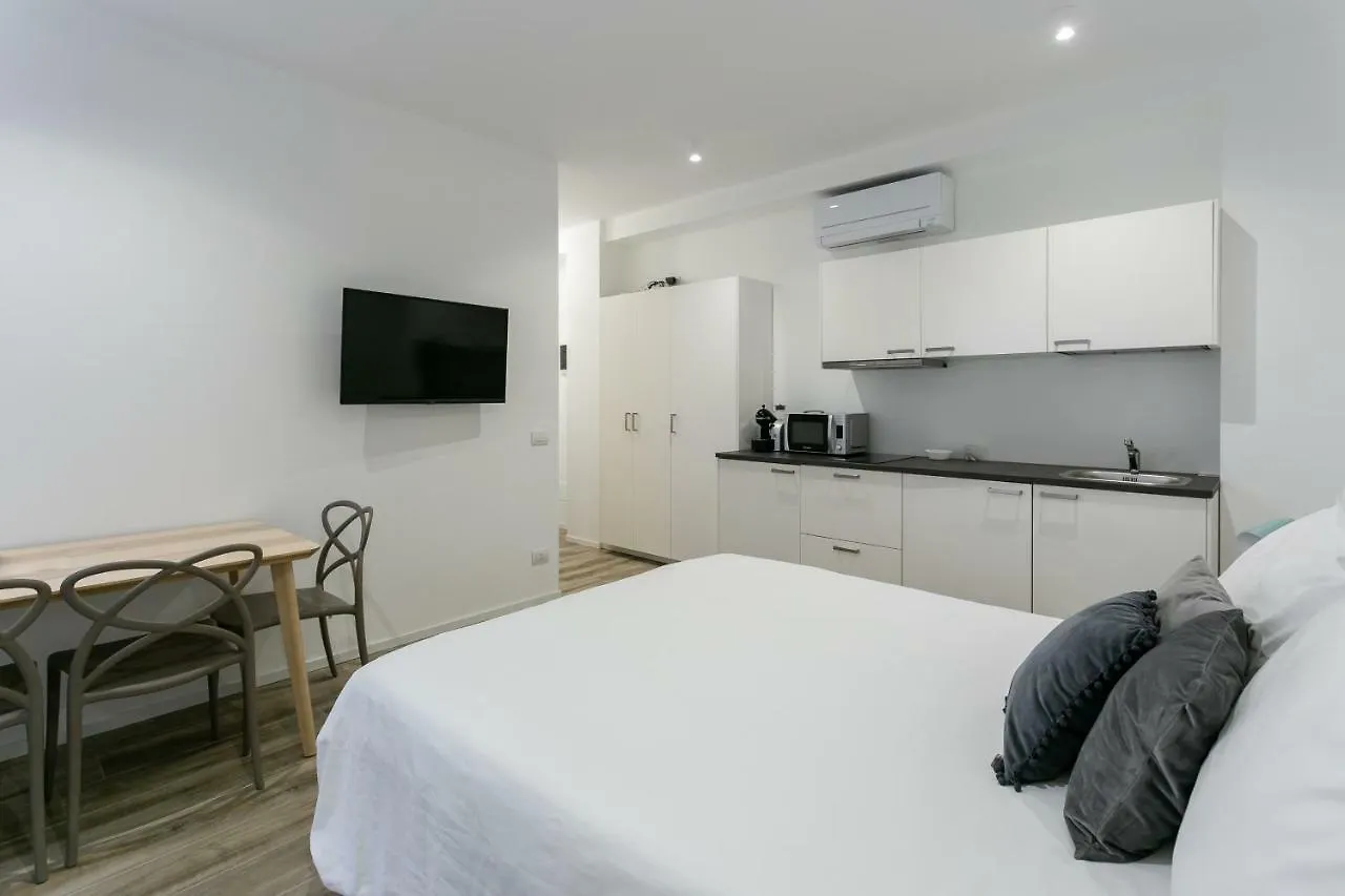 Milanofierapartments アパート ミラノ