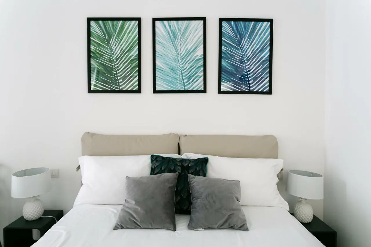 Milanofierapartments イタリア