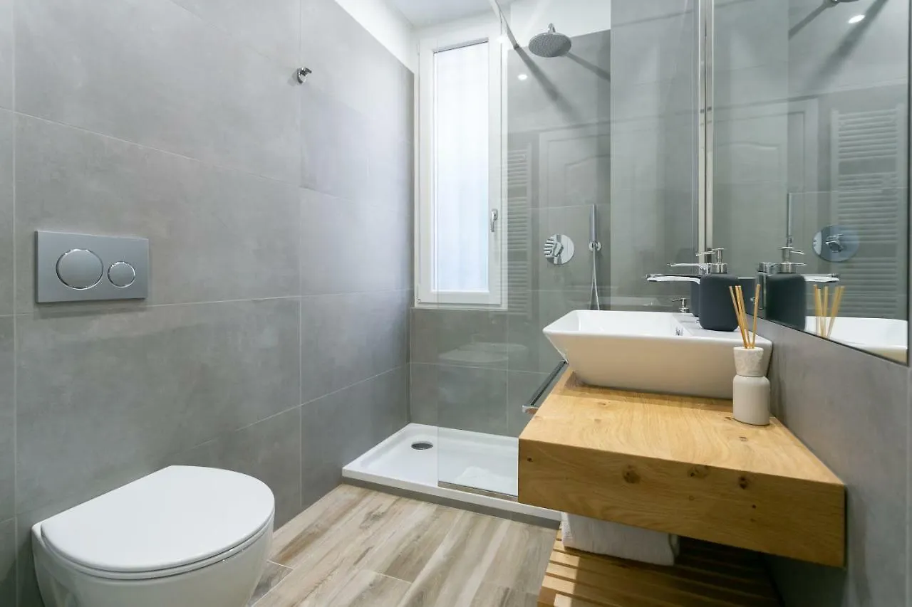 Milanofierapartments 0*, Milaan